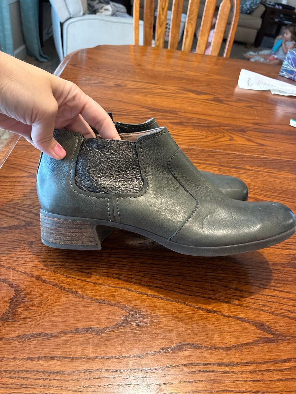 Dansko Women's Dansko Lola Chelsea Boots Gray Olive Green Size 42
